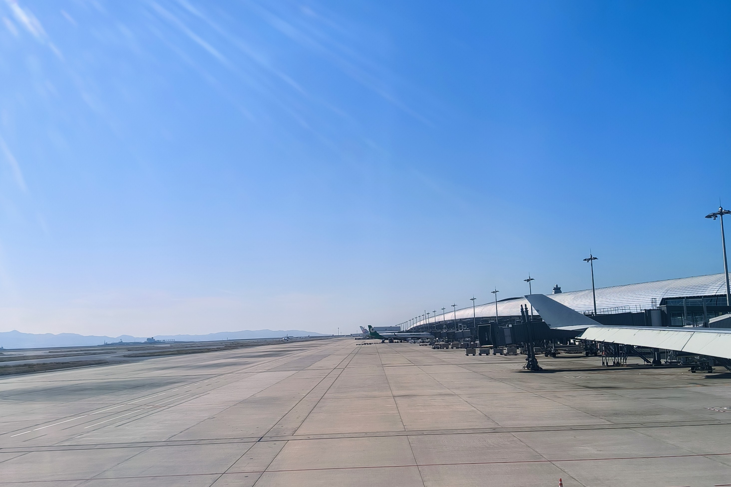 成田空港スタッフ募集他